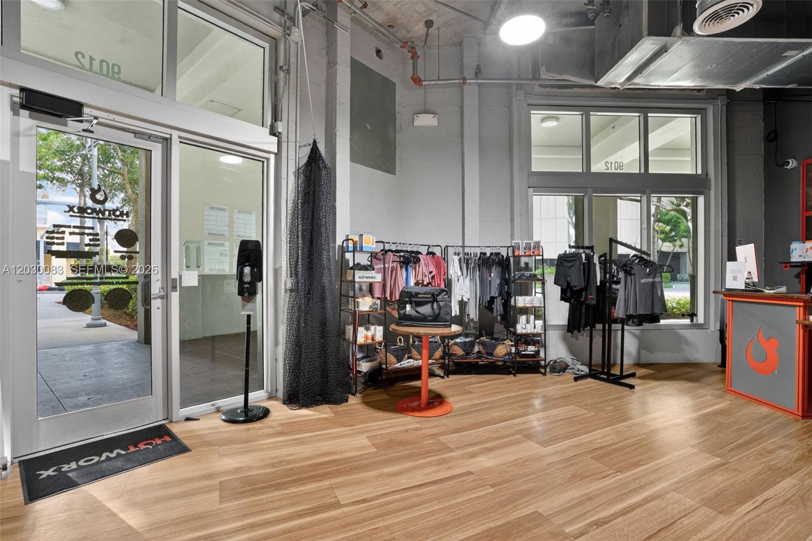 9012 S Dadeland Blvd