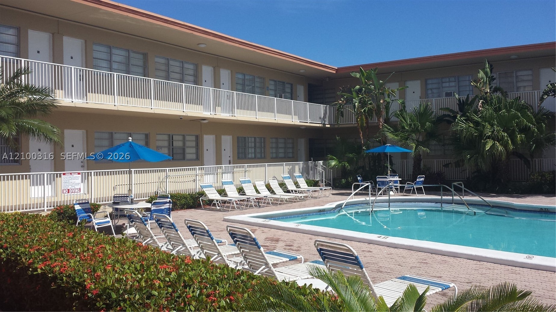 26 Diplomat Pkwy 2356