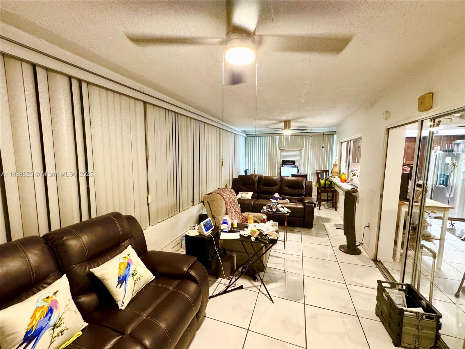 OAKLAND ESTATES 4TH SEC - Residential