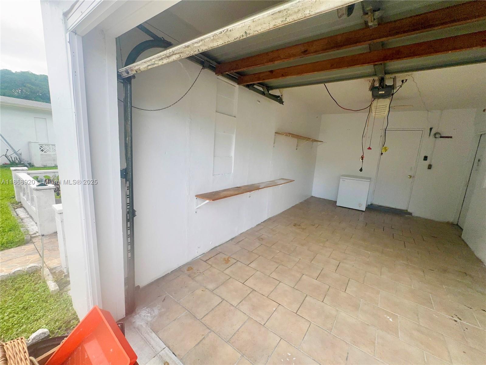 OAKLAND ESTATES 4TH SEC - Residential