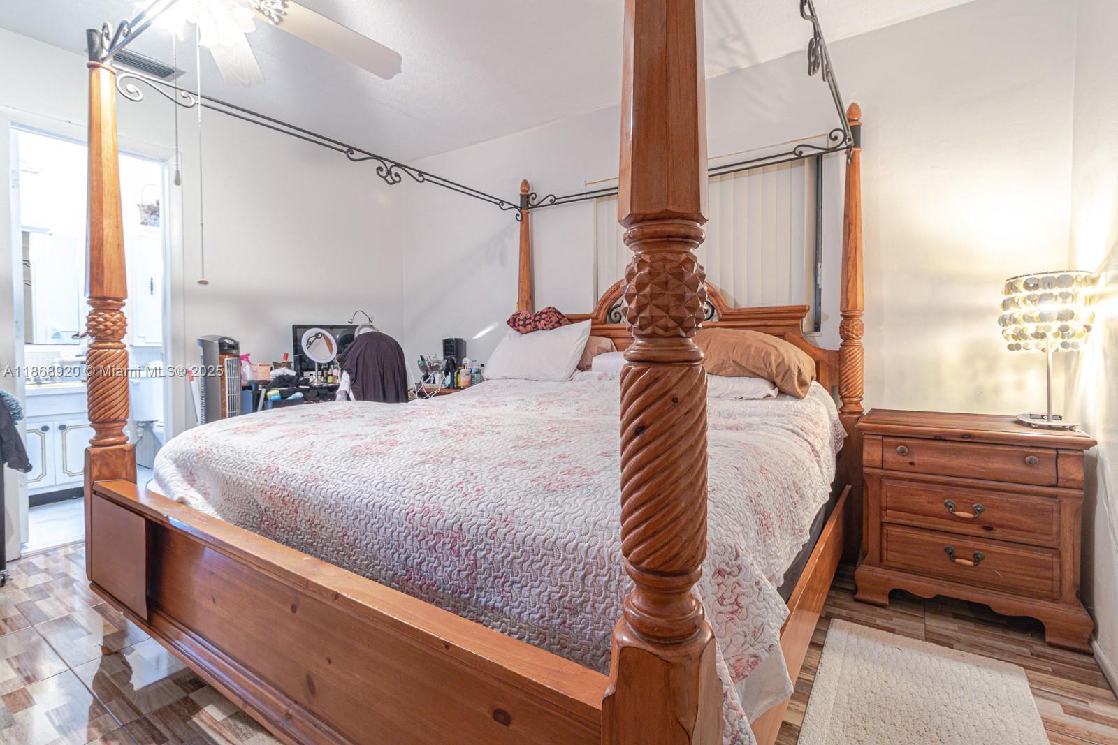 OAKLAND ESTATES 4TH SEC - Residential