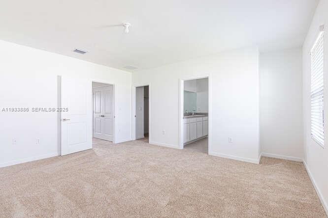 HAMILTON PLACE - Residential