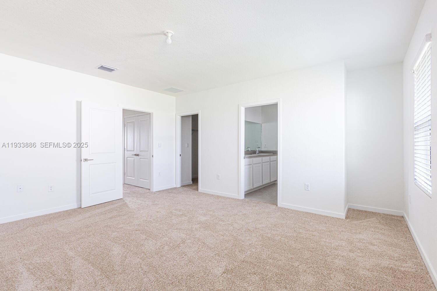 HAMILTON PLACE - Residential