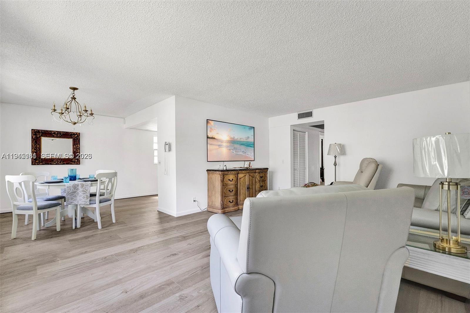 NEW HAMPTON AT CENTURY VI - Residential Lease