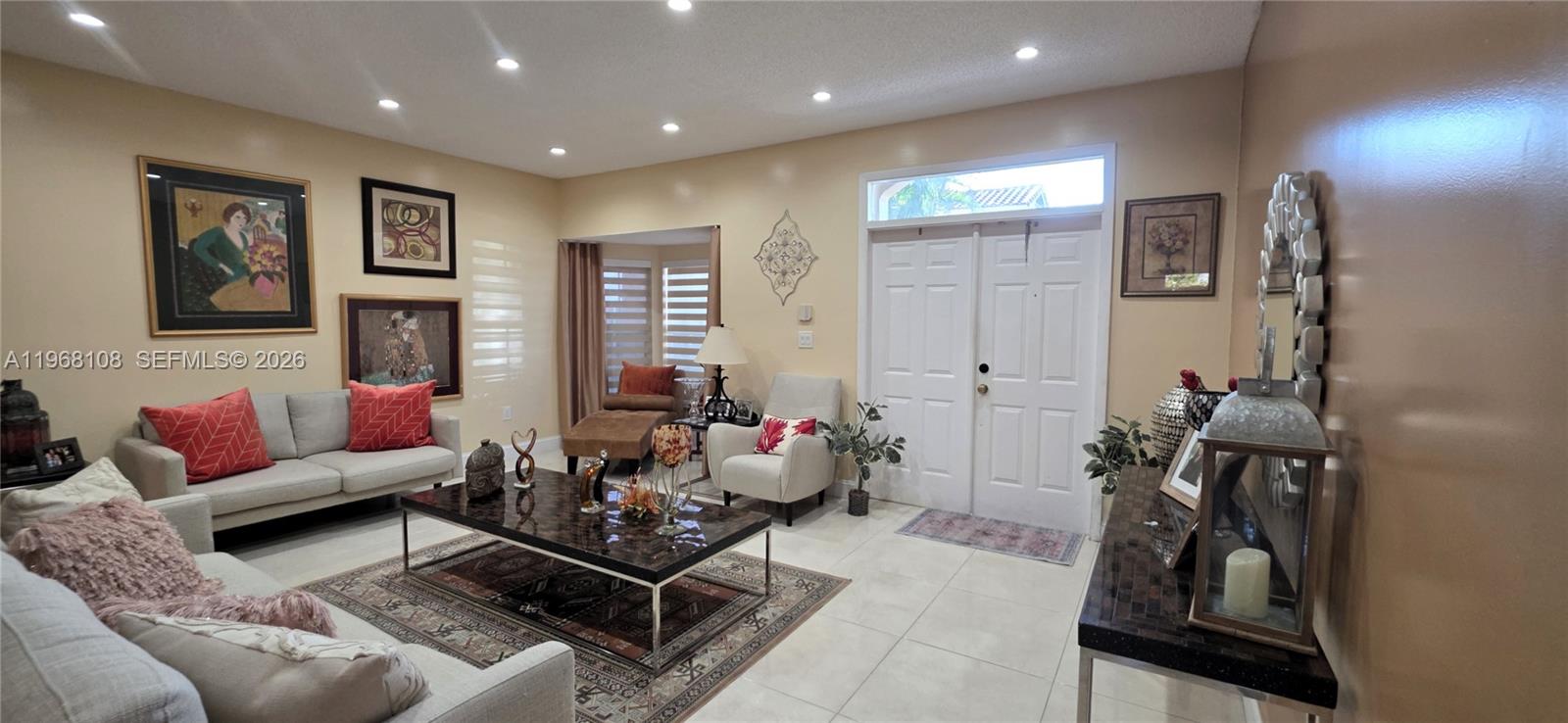 PATIO HOMES OF DORAL PINE - Residential