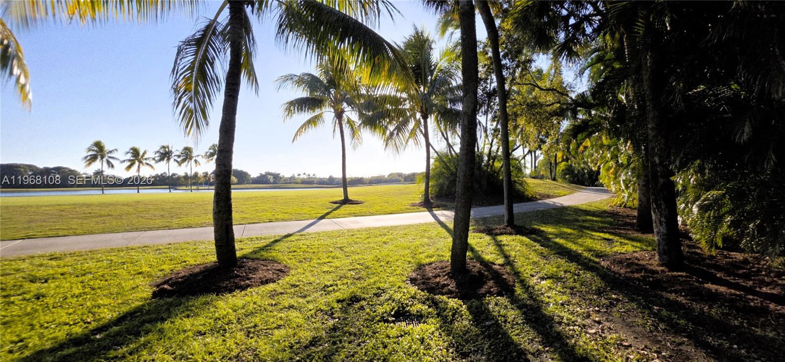 PATIO HOMES OF DORAL PINE - Residential