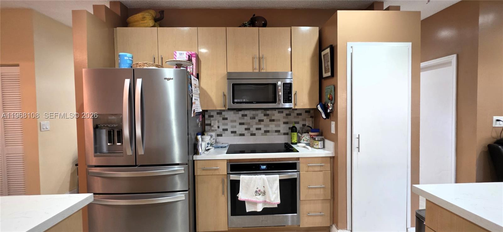 PATIO HOMES OF DORAL PINE - Residential