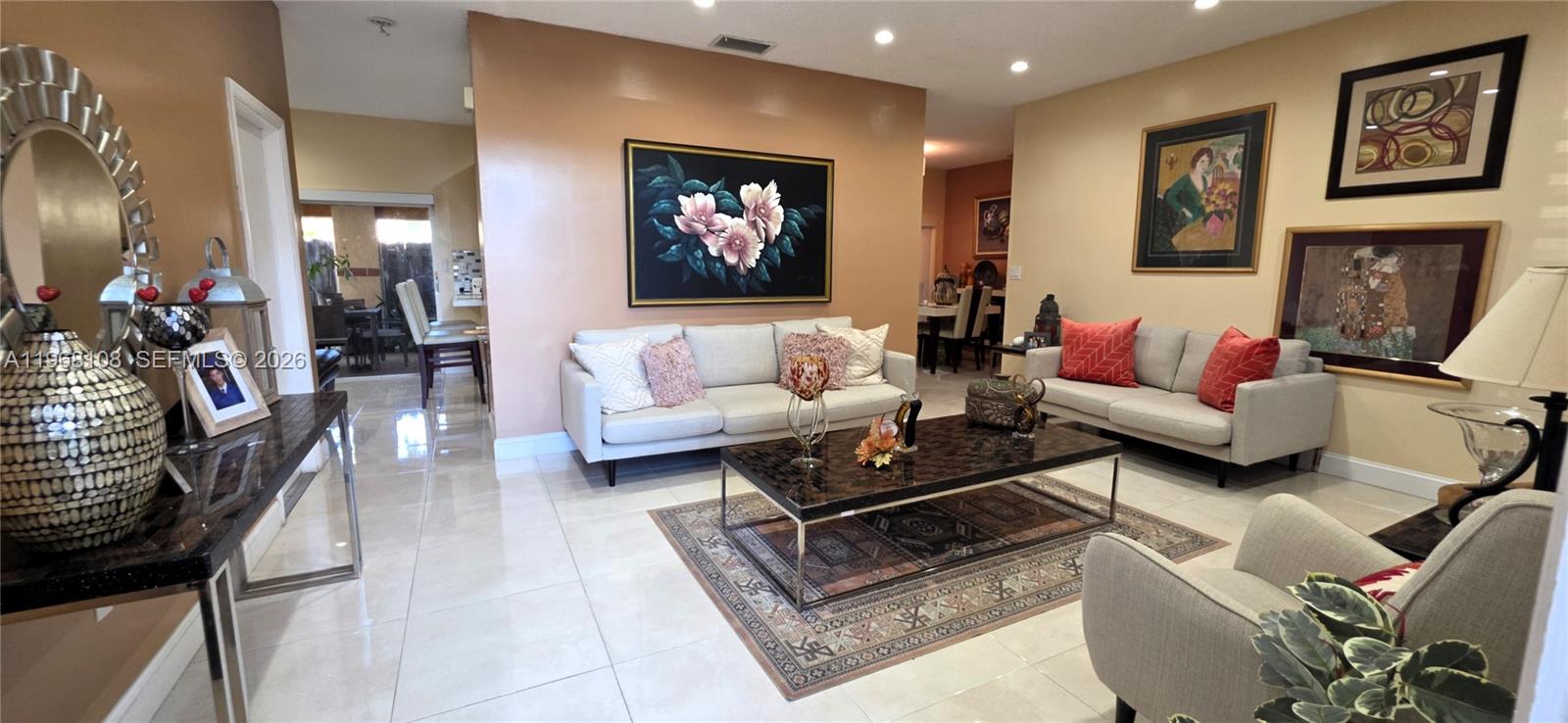 PATIO HOMES OF DORAL PINE - Residential