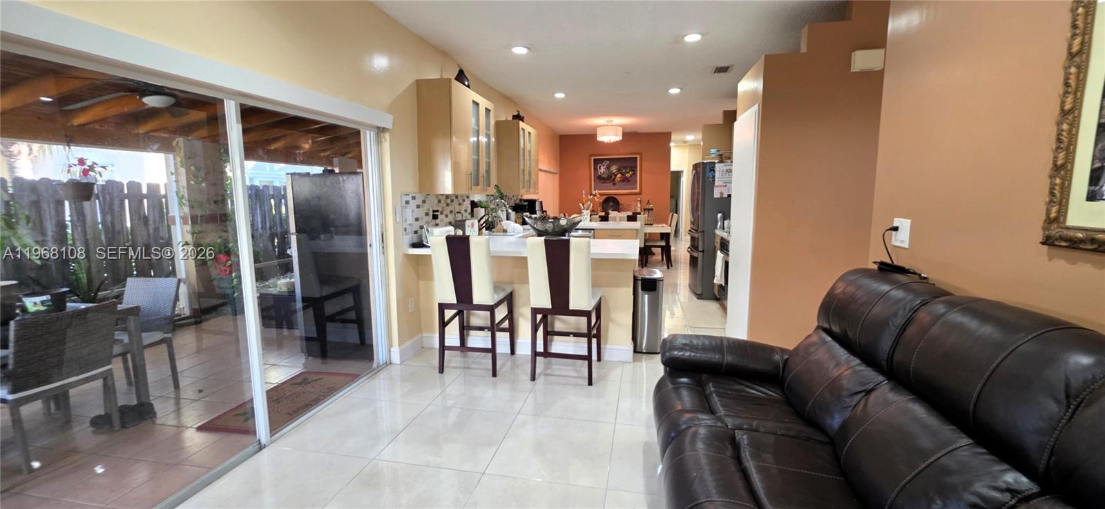 PATIO HOMES OF DORAL PINE - Residential