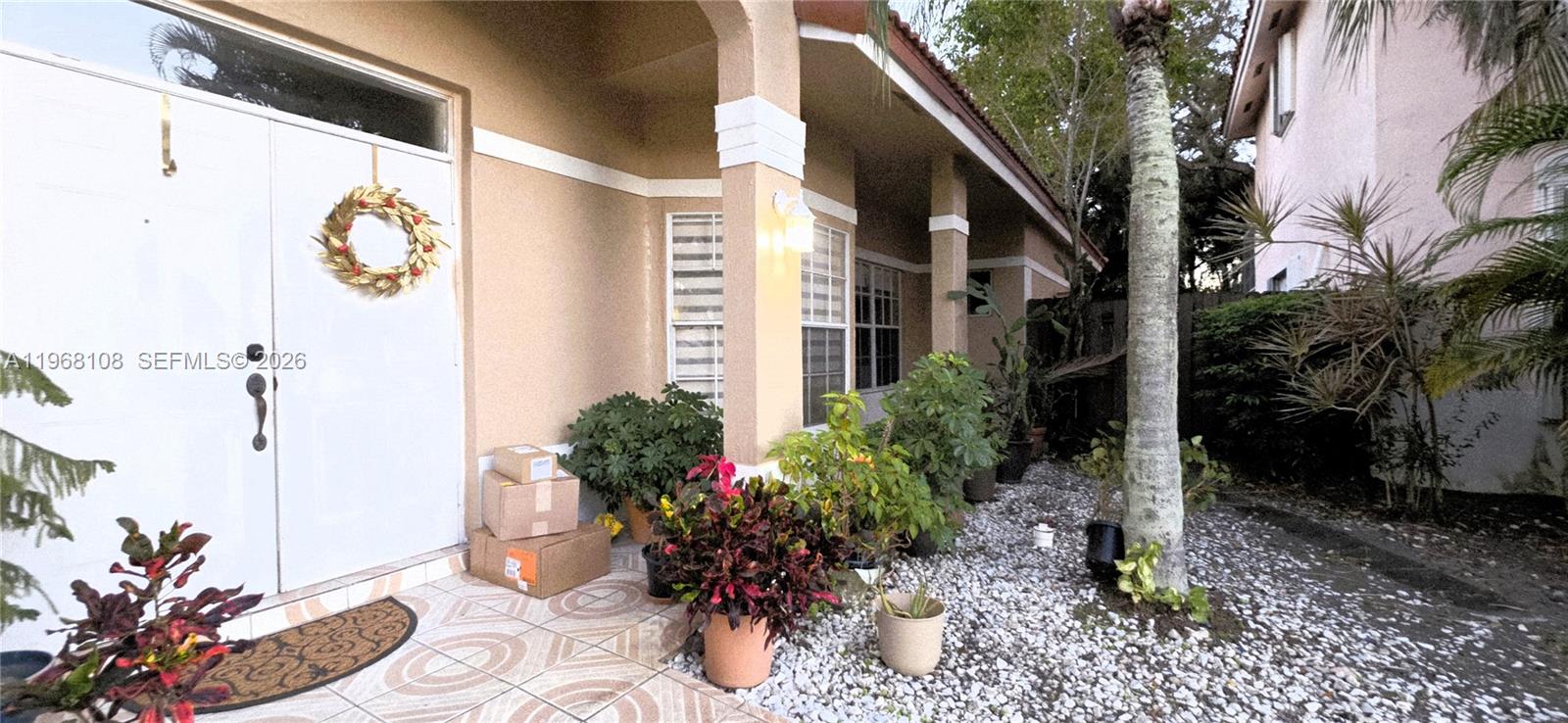 PATIO HOMES OF DORAL PINE - Residential