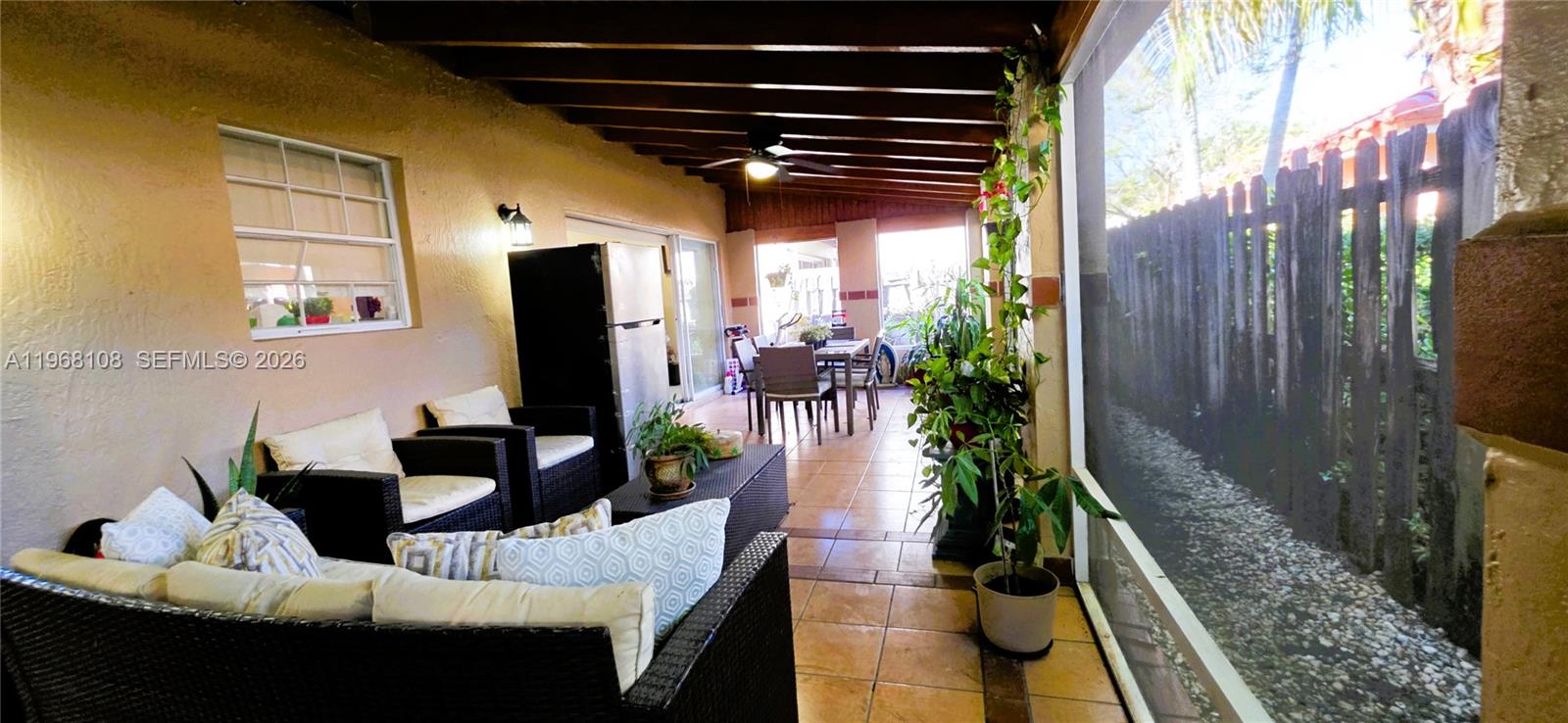 PATIO HOMES OF DORAL PINE - Residential