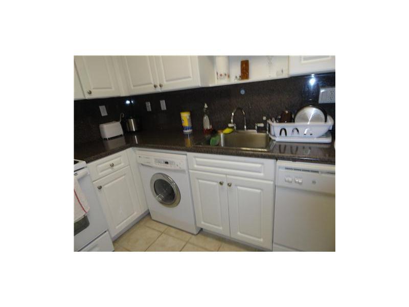 THE WAVE CONDO - Residential Lease