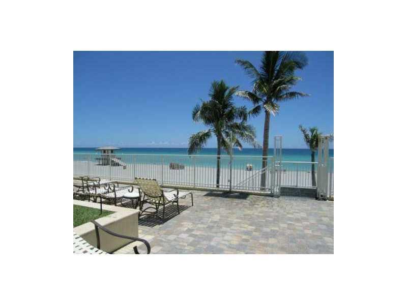 THE WAVE CONDO - Residential Lease