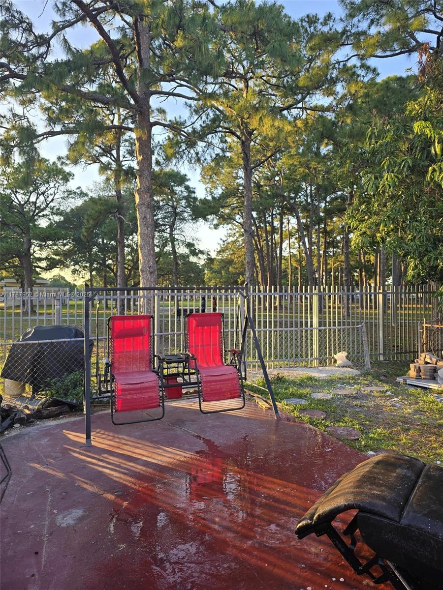 3947 NW 207th St Rd