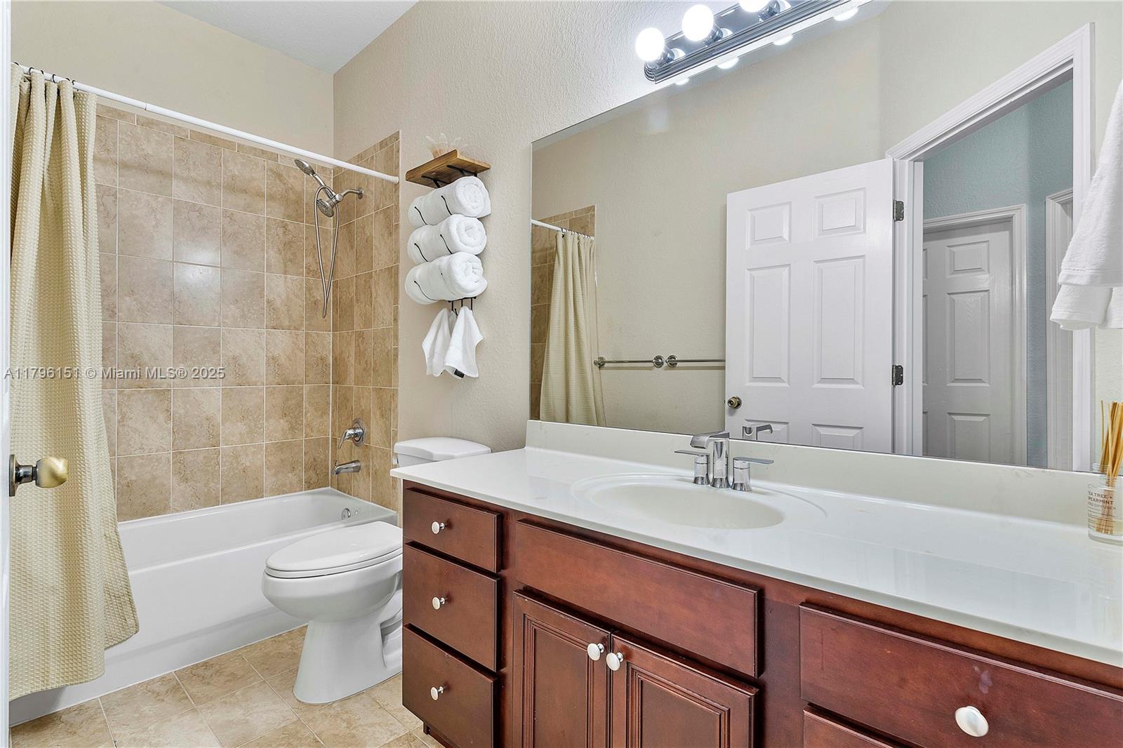 IVES DAIRY TOWNHOMES - Residential