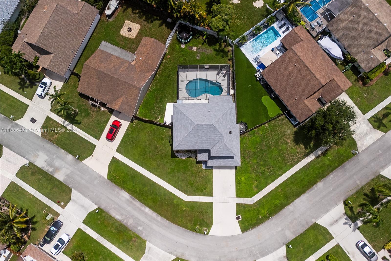 BAY WINDS 4 - Residential