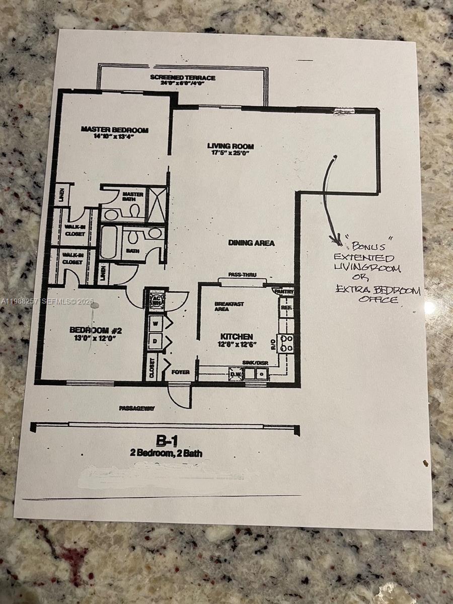 HOLLYBROOK GOLF AND - Residential
