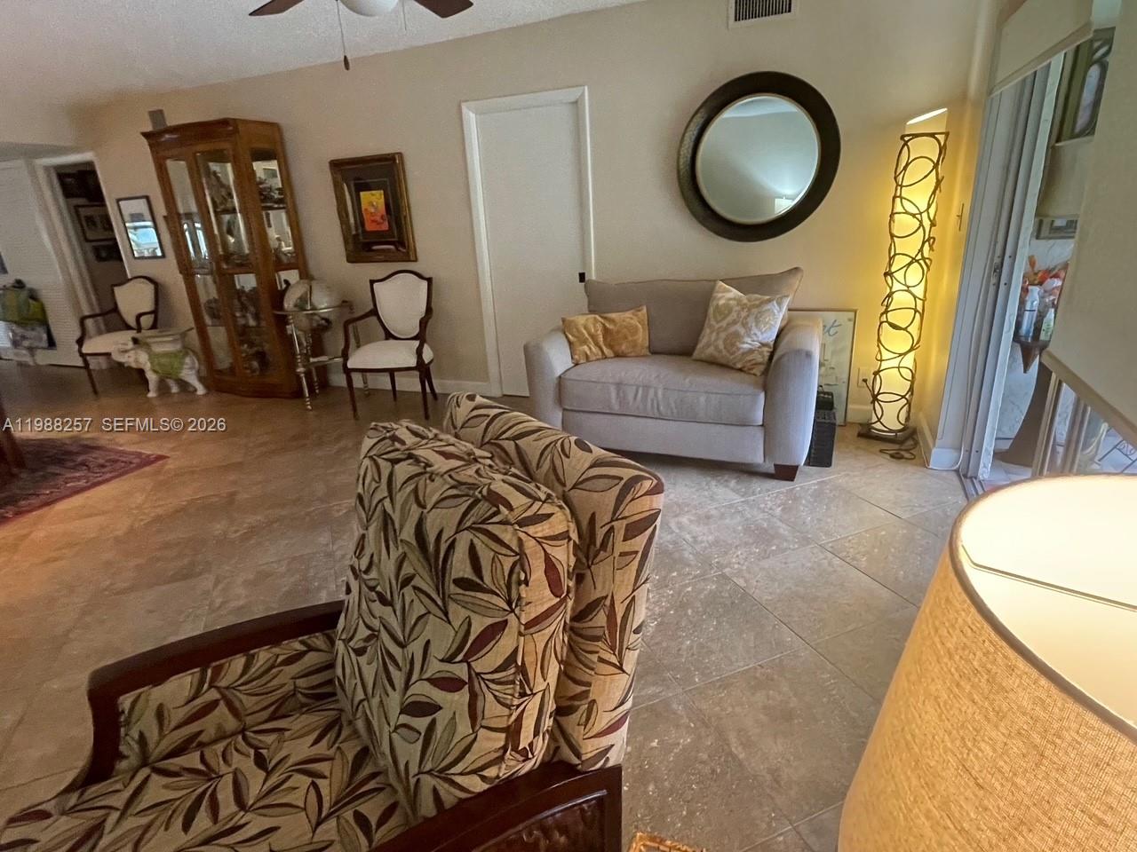 HOLLYBROOK GOLF AND - Residential