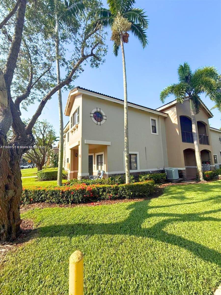 THE COURTS AT BAYSHORE I - Residential