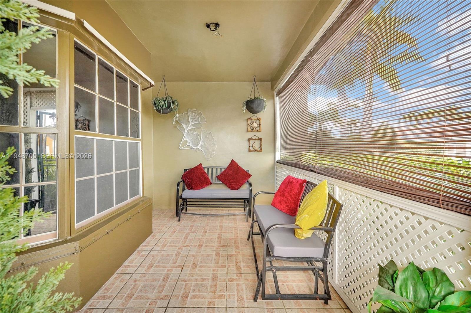 AMERICAN HOMES 1ST ADDN - Residential