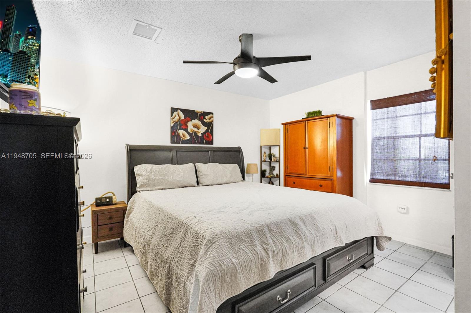 AMERICAN HOMES 1ST ADDN - Residential