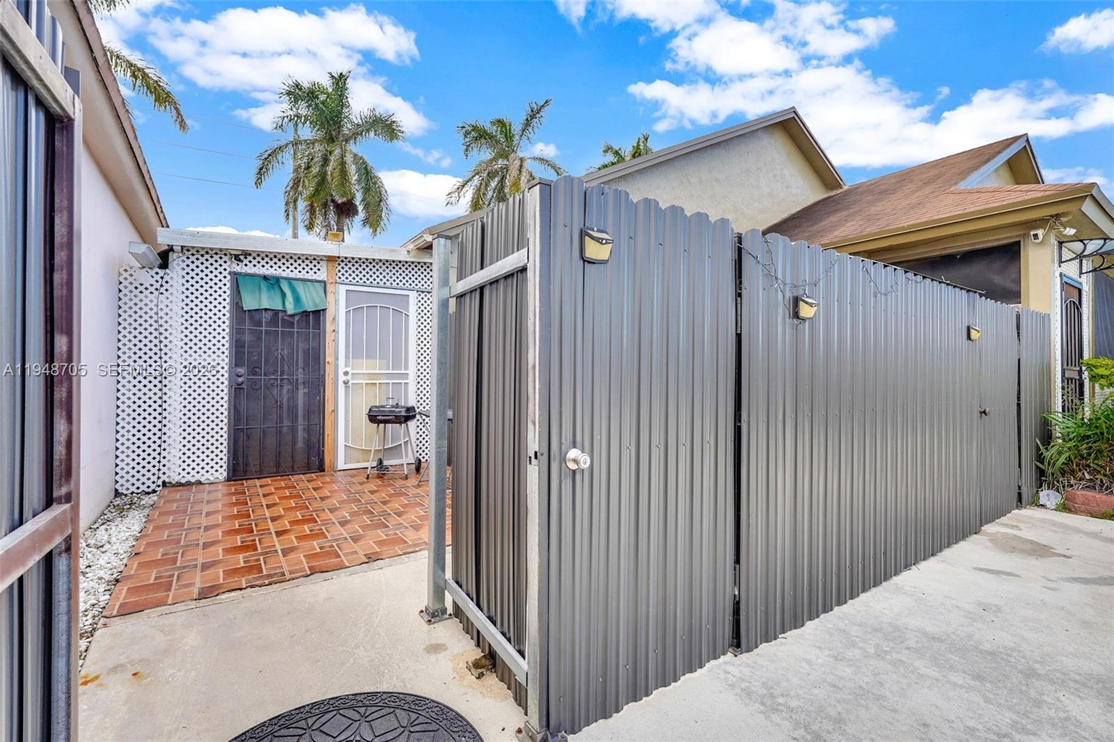 AMERICAN HOMES 1ST ADDN - Residential