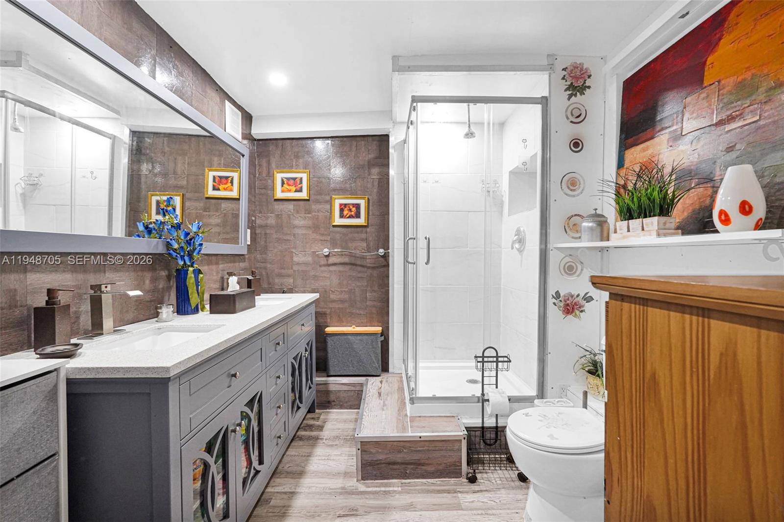 AMERICAN HOMES 1ST ADDN - Residential