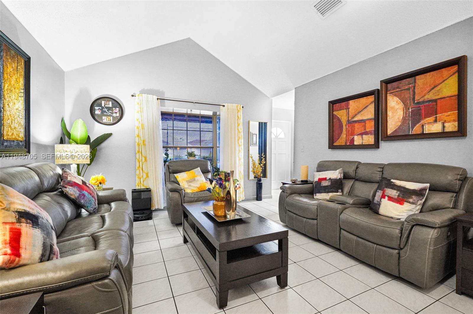 AMERICAN HOMES 1ST ADDN - Residential