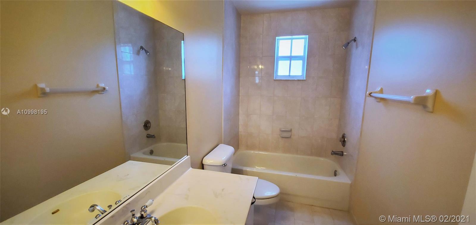 KENSINGTON - Residential