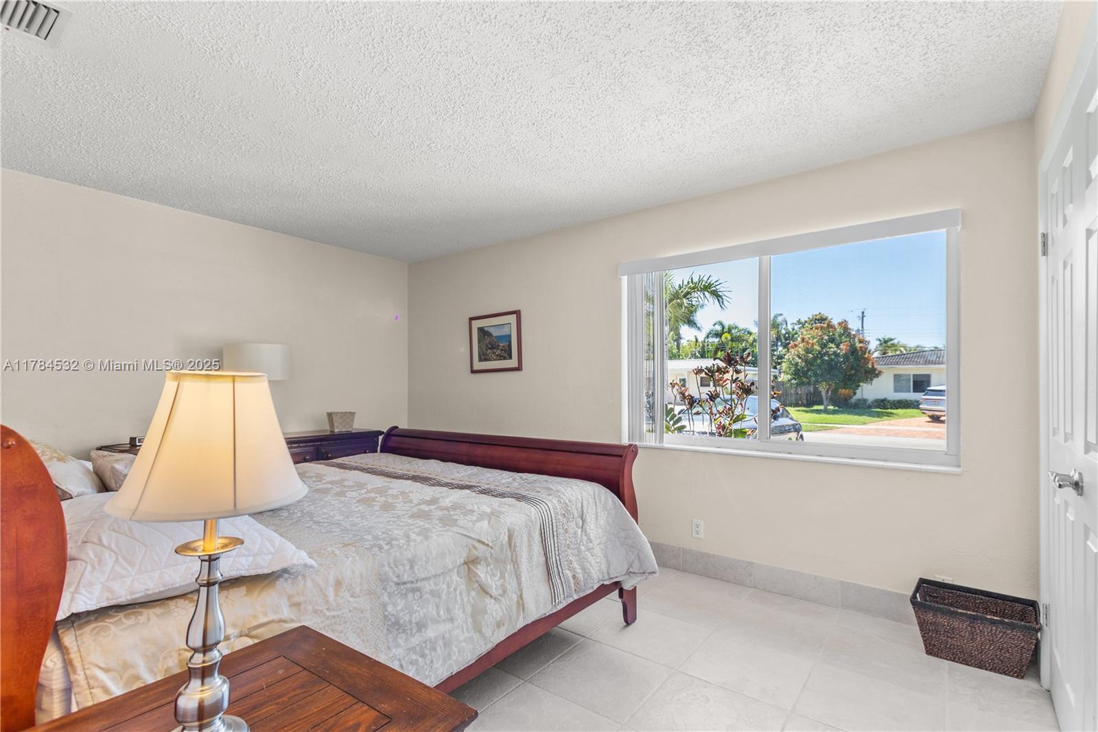 FLORESTA ESTATES - Residential