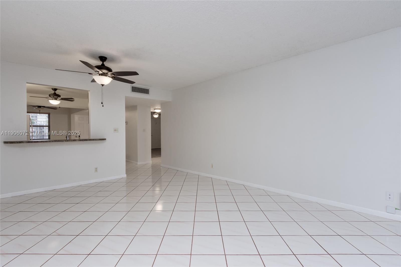 ISLAND CLUB ONE CONDO - Residential