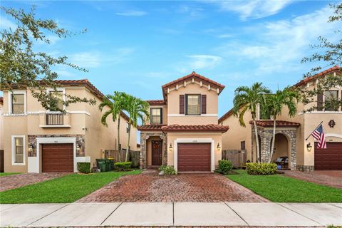 Photo of 3754 NE 2nd St, Homestead, FL 33033 (MLS # A11878625)