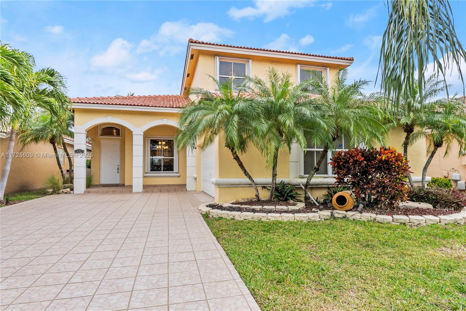 3482 Coco Lake Dr