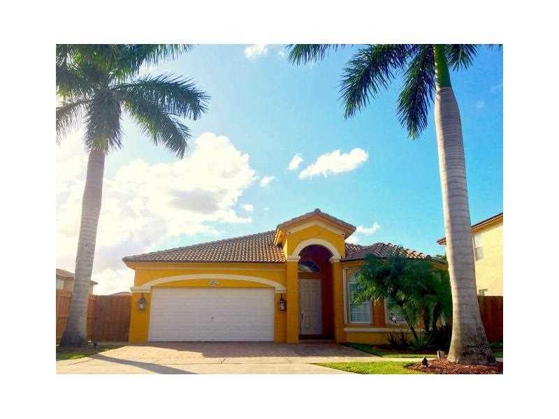 ISLANDS AT DORAL - Residential