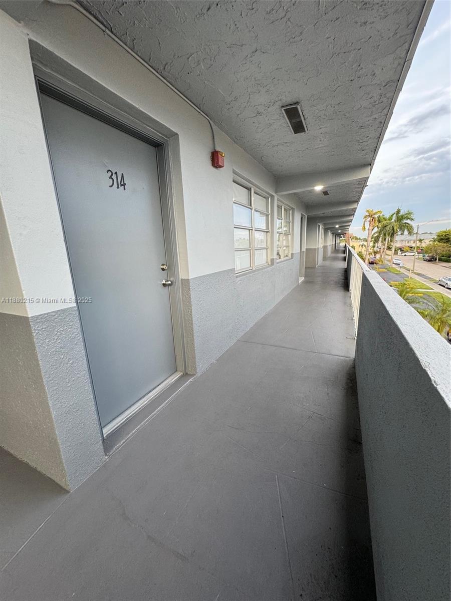 AGUA DULCE CONDO - Residential