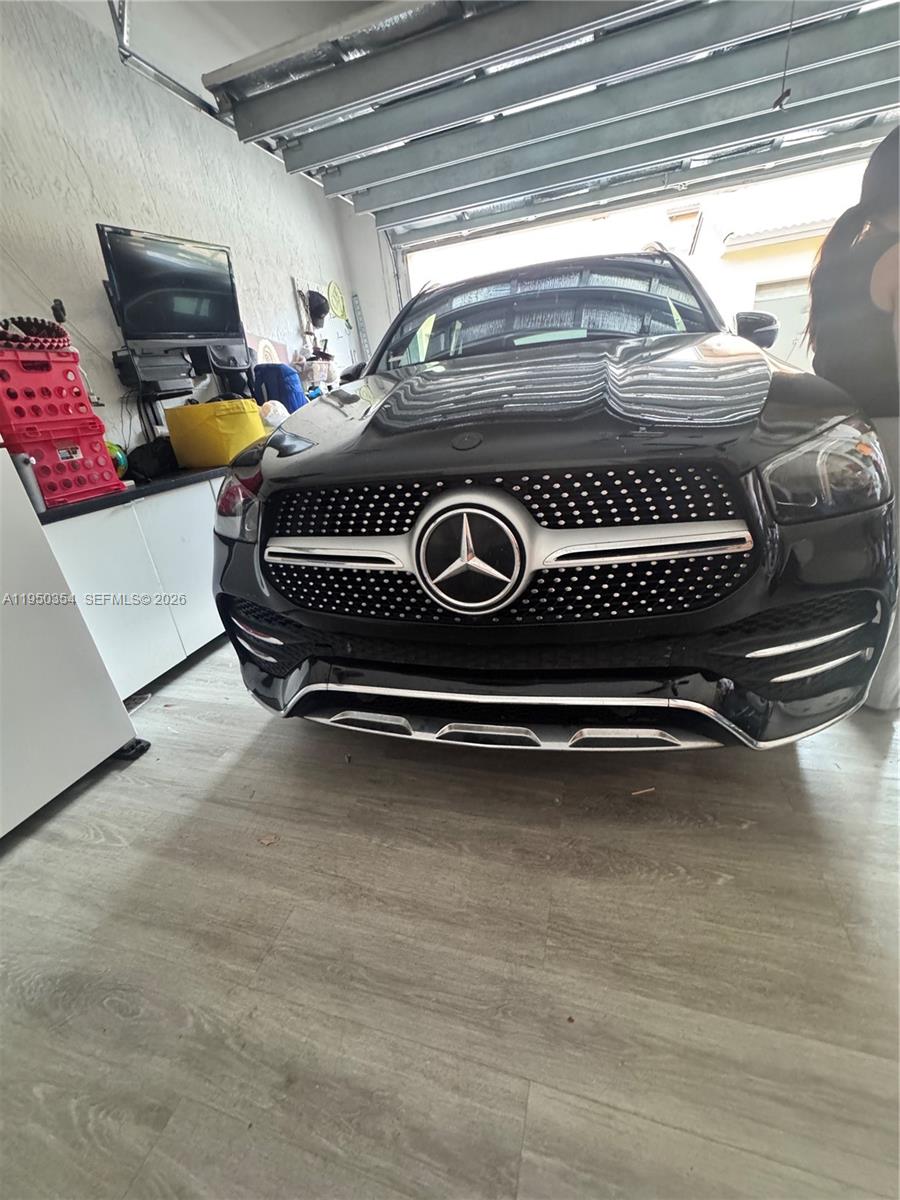 MEADOW PINES - Residential