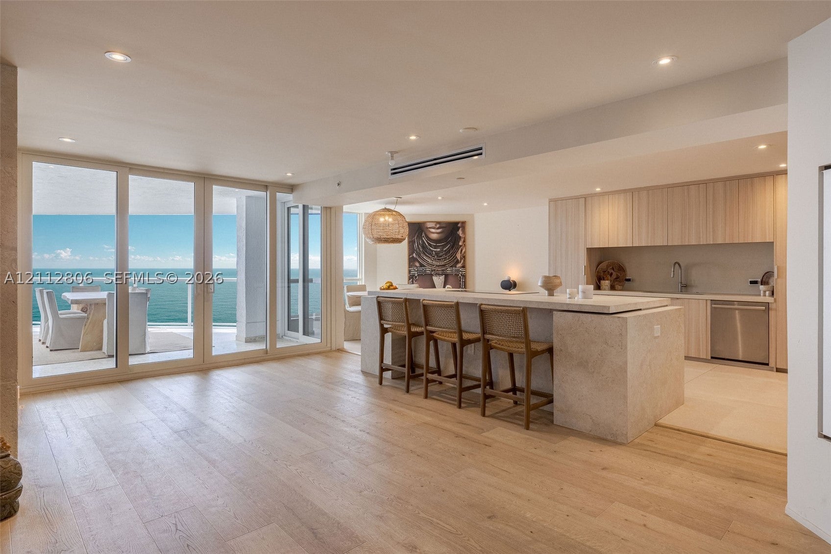 6767 Collins Ave 2206