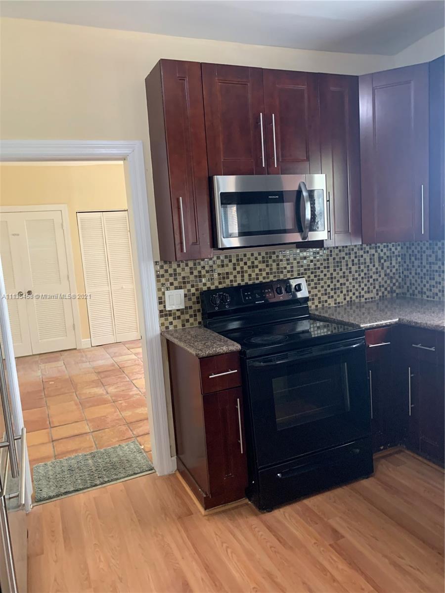 DANIA BEACH SUB - Residential Lease