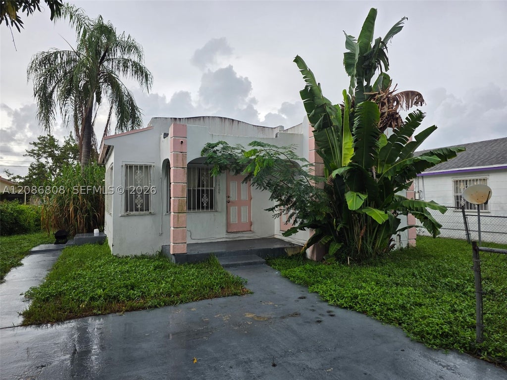Photo of 1472 W 34th St, Riviera Beach, FL 33404 (MLS # A12086808)