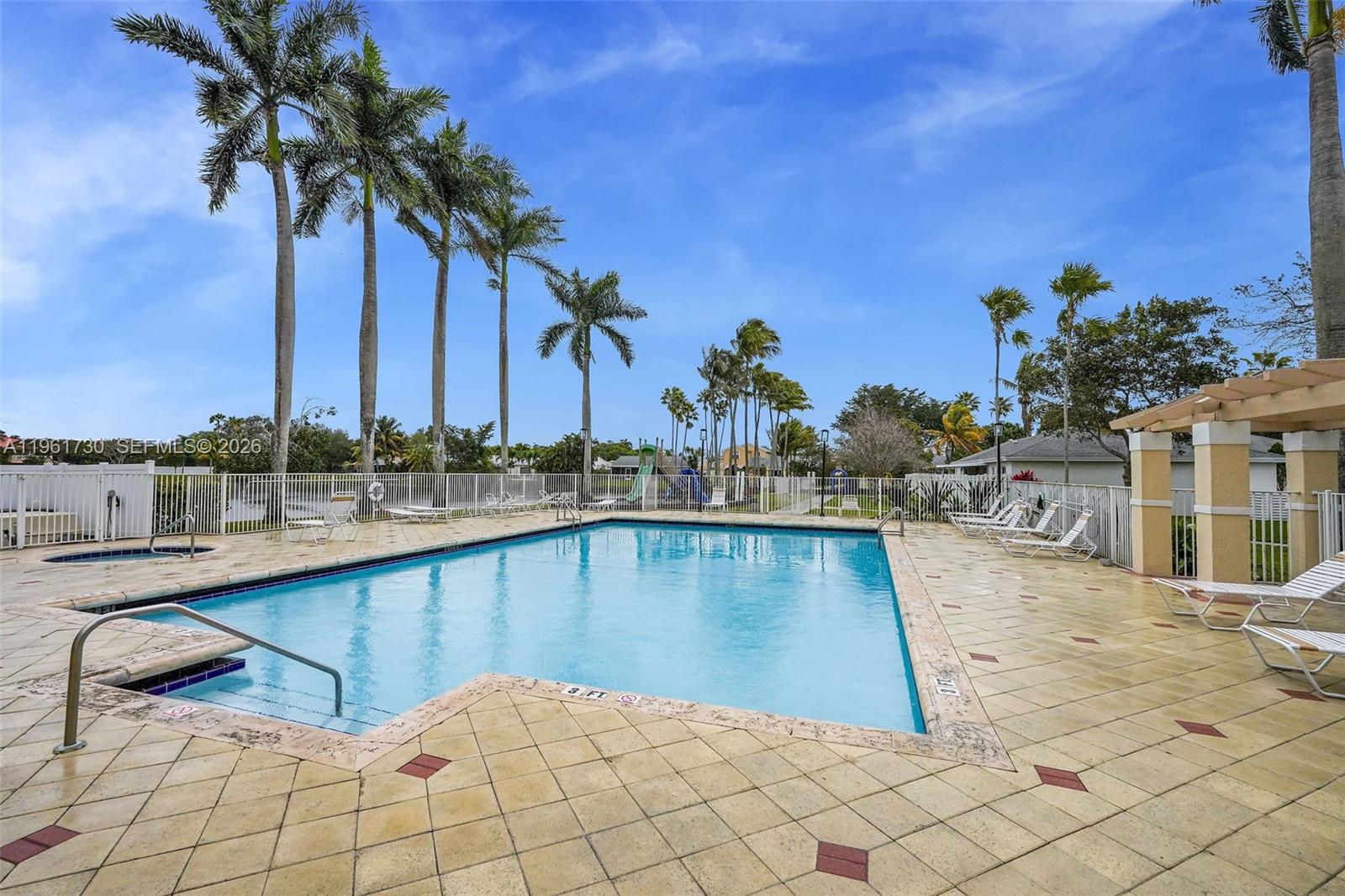 ORANGE TREE VILLAS - Residential