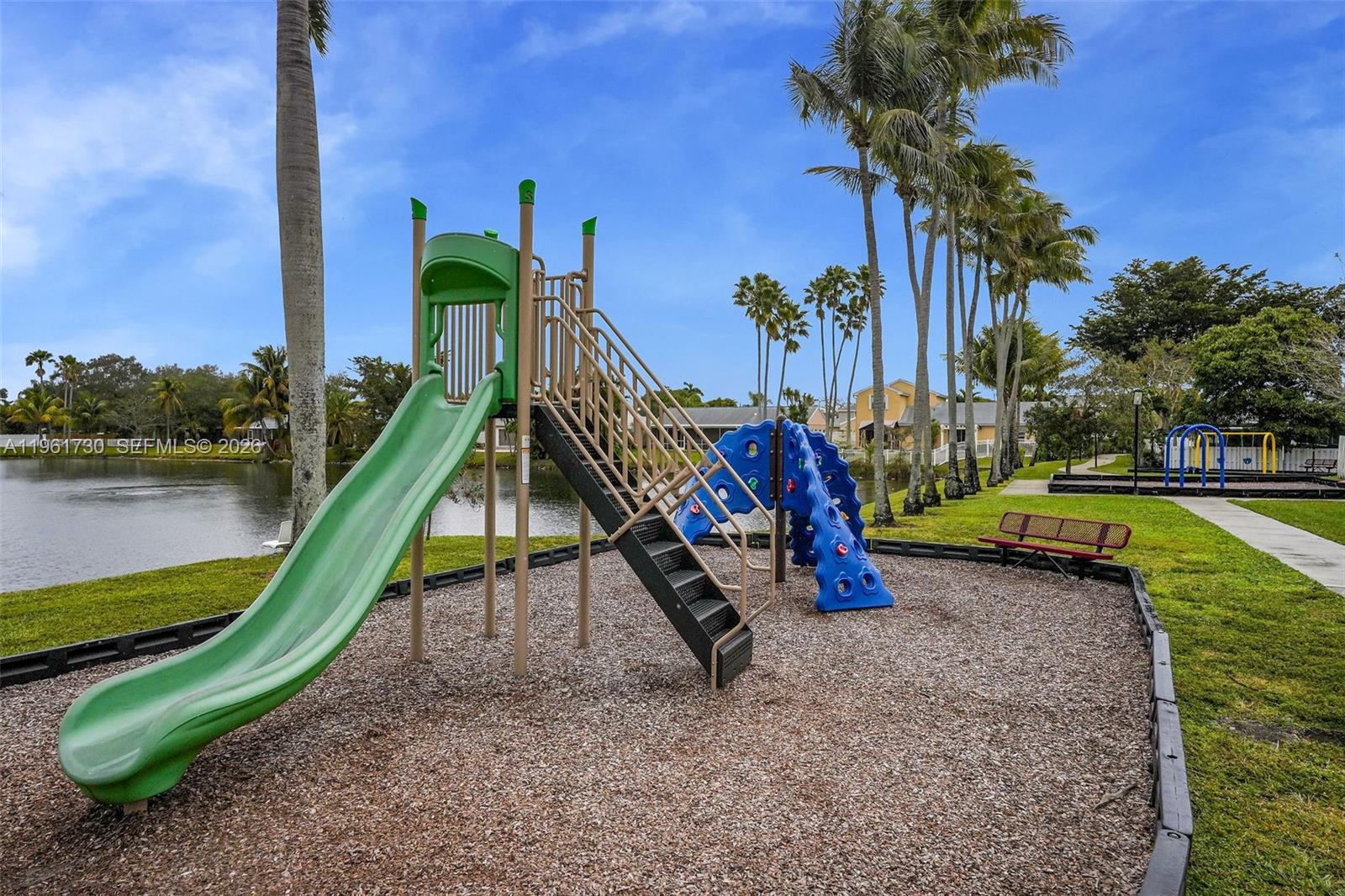 ORANGE TREE VILLAS - Residential