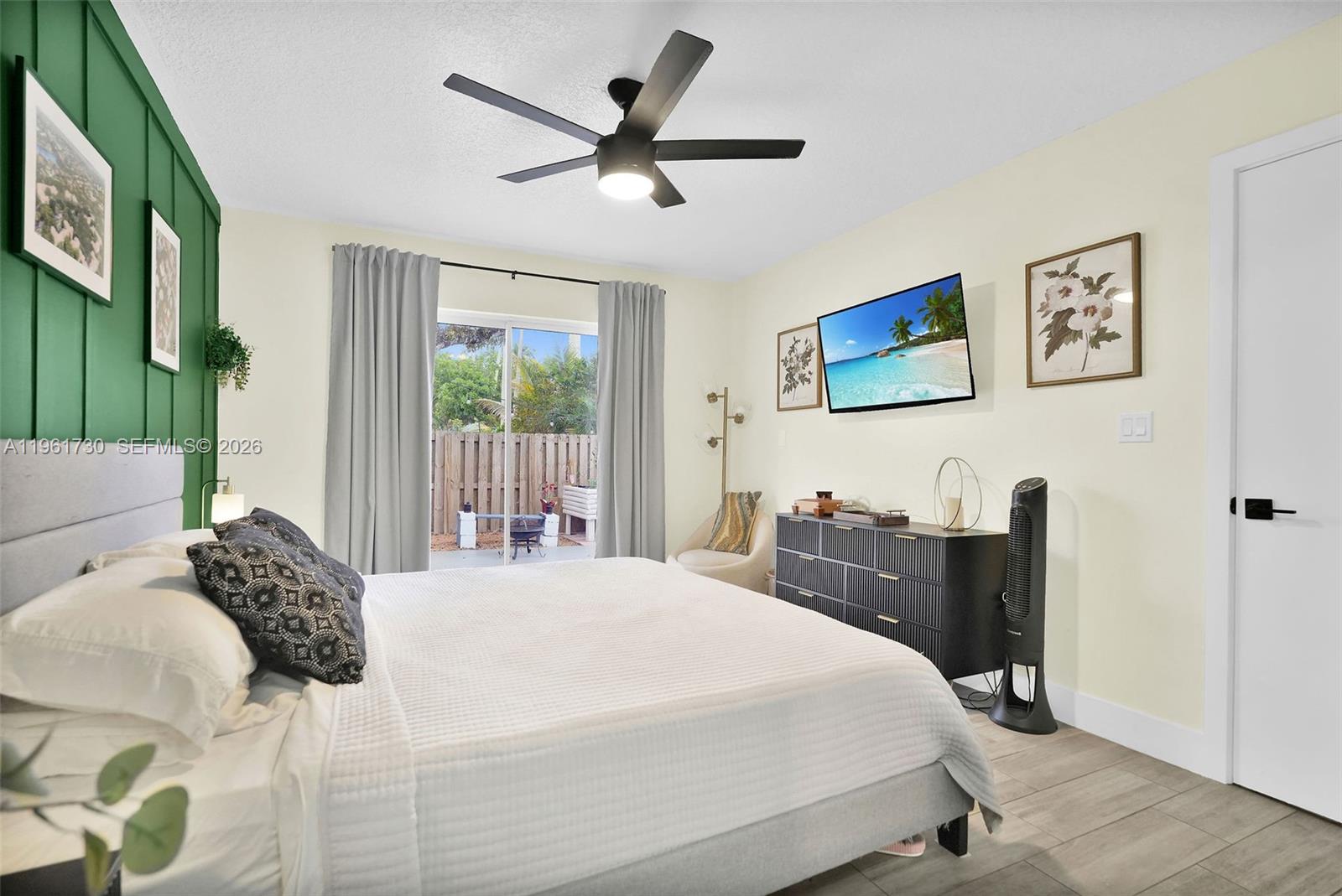 ORANGE TREE VILLAS - Residential