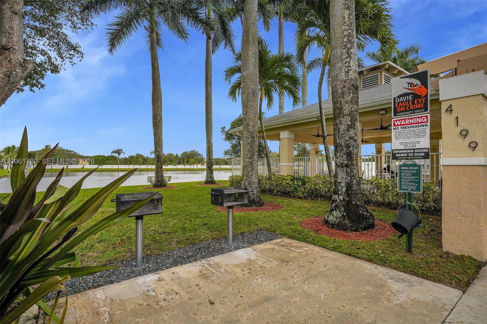 ORANGE TREE VILLAS - Residential