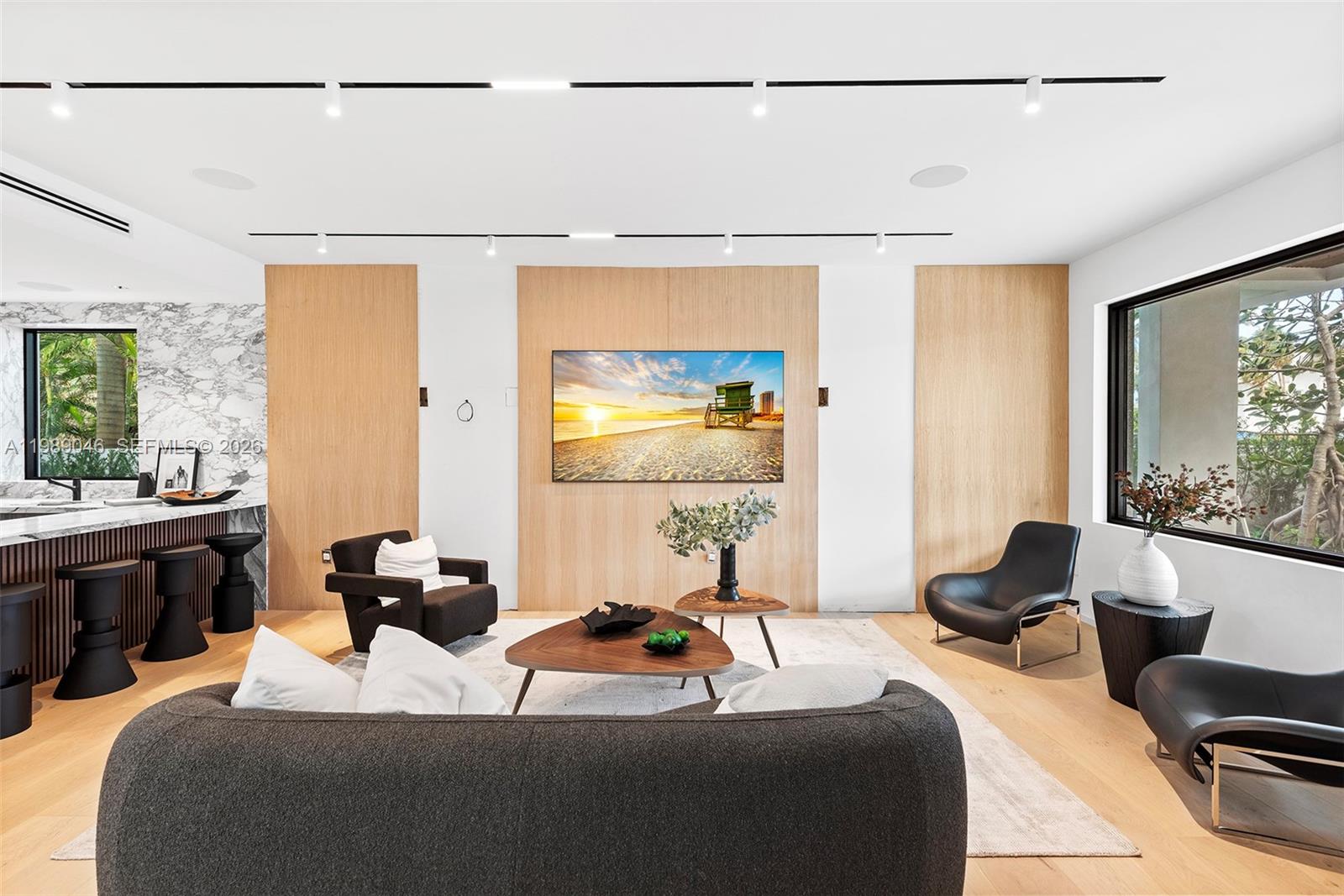 GOLDEN BEACH SEC C - Residential