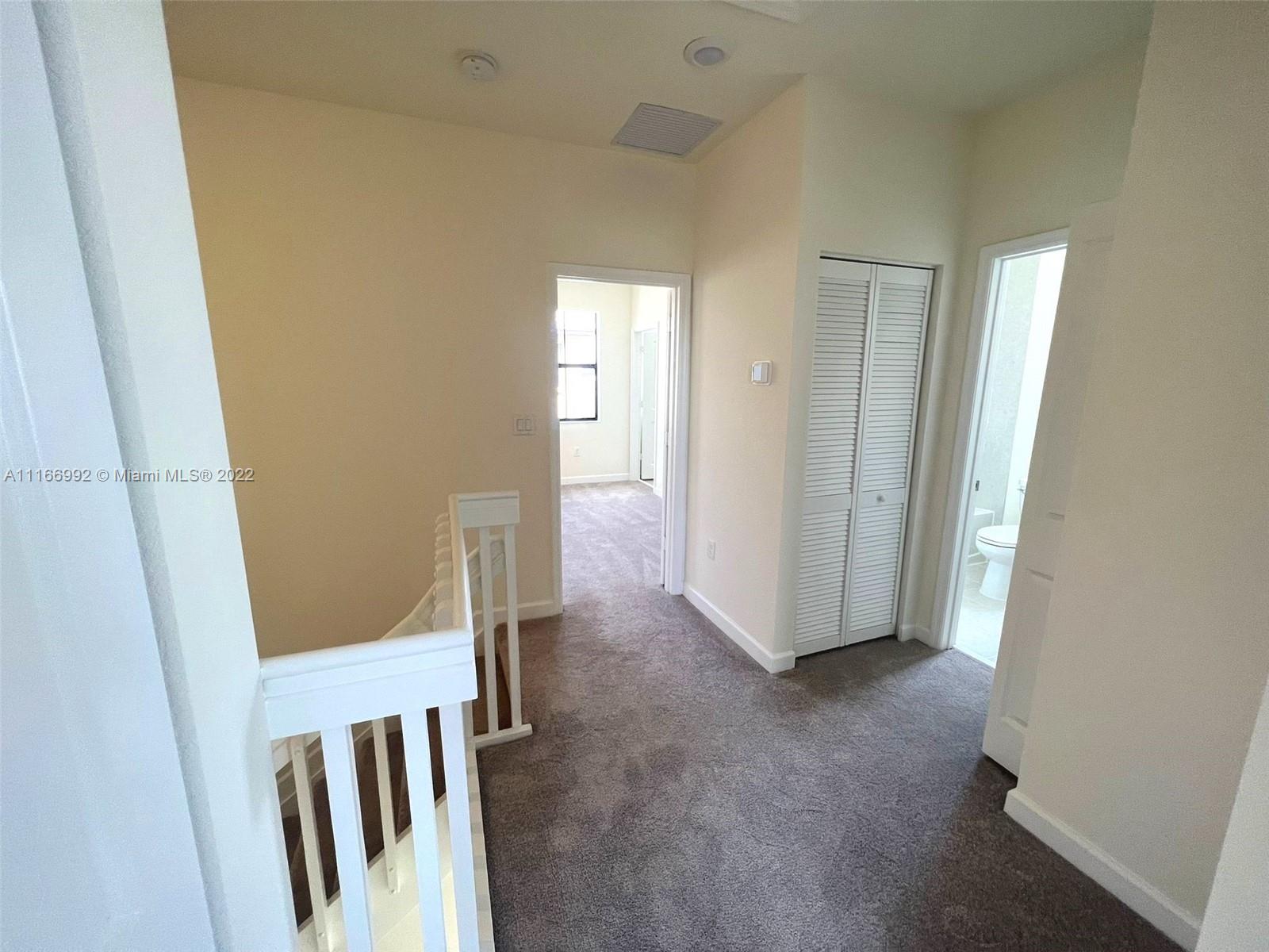 AQUABELLA NORTH REPLAT - Residential Lease