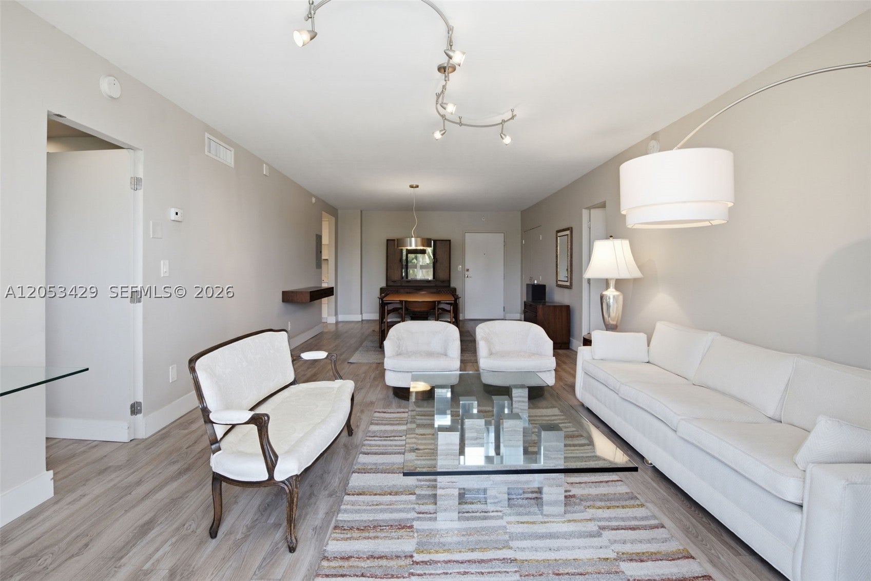 90 Edgewater Dr 225, Coral Gables, FL, 33133 1 90 Edgewater Dr 225