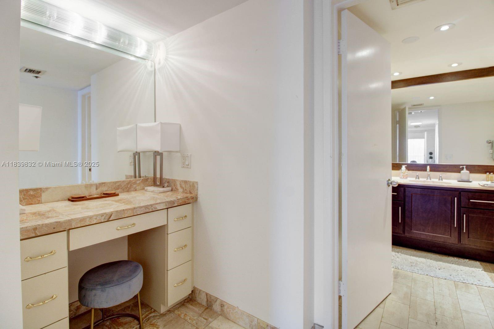 VENETIA CONDO - Residential