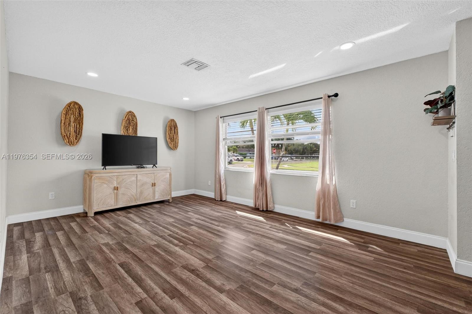 WILLOWS THE FIRST ADD - Residential