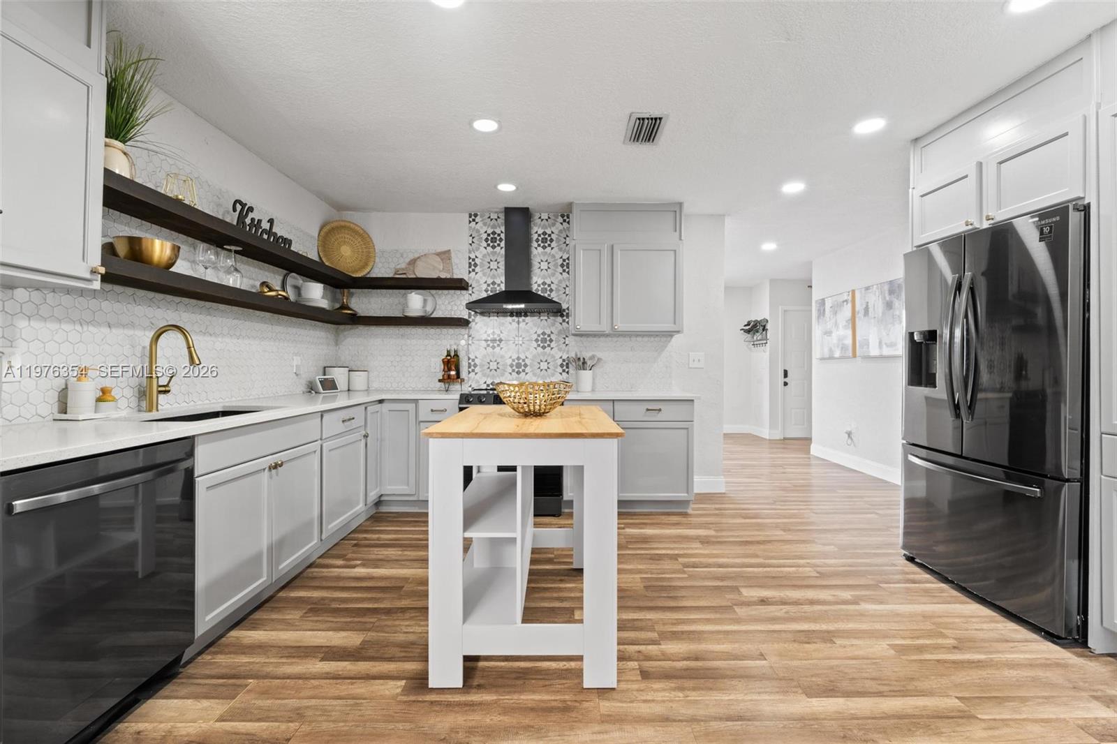 WILLOWS THE FIRST ADD - Residential