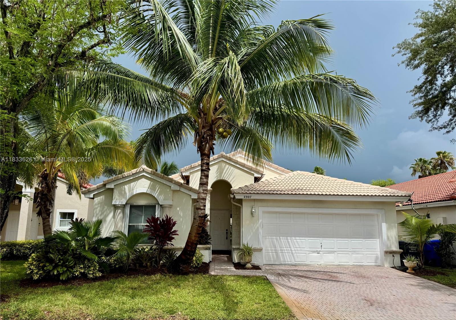 Welcome to this 3-bedroom, 2-bath home in the gated Banyan Oakridge community! This well-maintained property features a split-bedroom floor plan for added privacy, a garage, and accordion shutters. Enjoy peace of mind with a new A/C (2023) and water heater (2024). Move-in ready and full of potential—customize and make it your own! Conveniently located near great schools, shopping, houses of worship, and major highways. Community perks include a basketball court , tennis courts and playground. Don’t miss this opportunity!